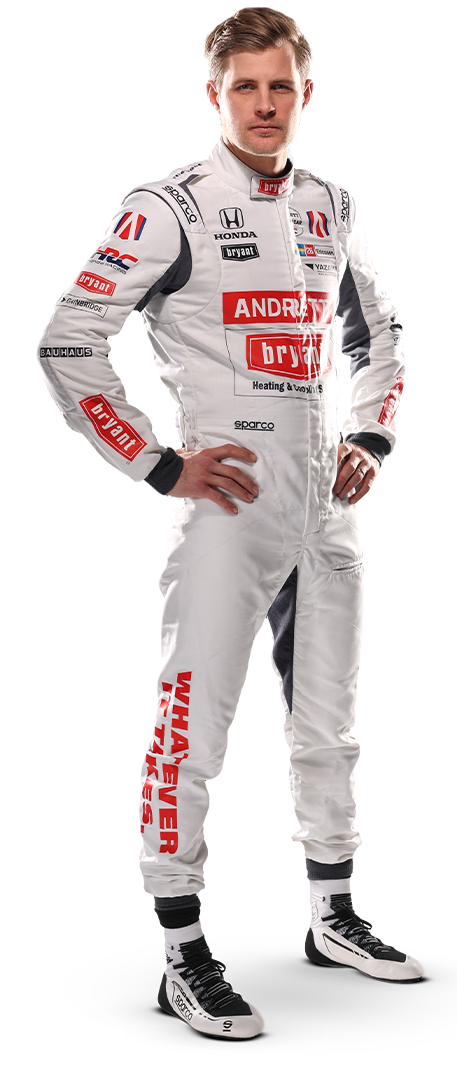 Marcus Ericsson standing