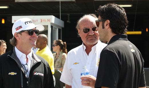 Dario Franchitti with Kevin Kalkhoven and Jimmy Vasser