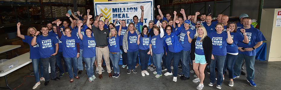 Fifth Third employees with Graham Rahal