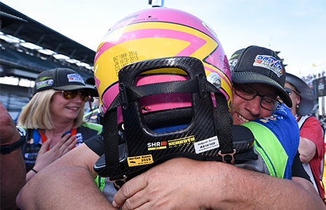 Pippa Mann hugged