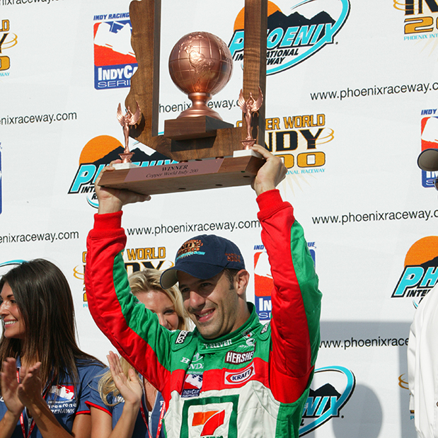 Kanaan won his second start as a 7-Eleven-sponsored driver at Phoenix in 2003.