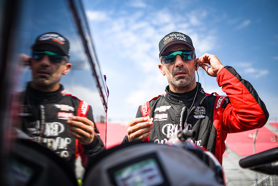 Tony Kanaan reflection