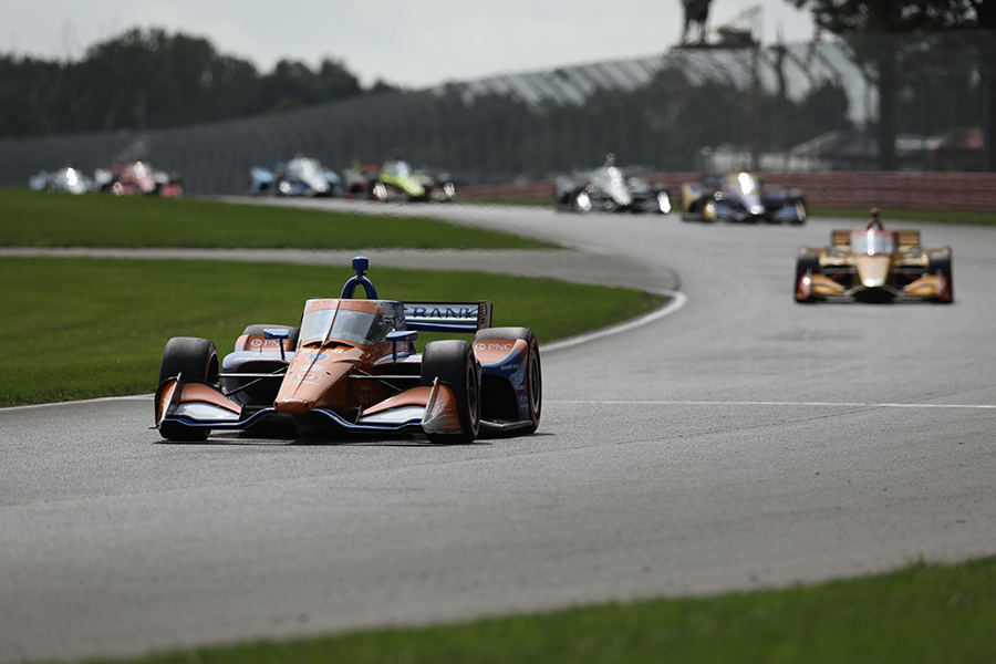Scott Dixon leads at Mid-Ohio