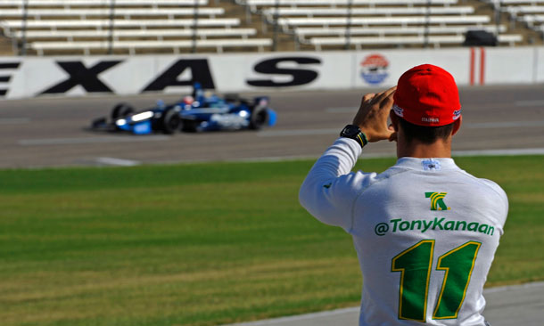 Barrichello Tests At Texas
