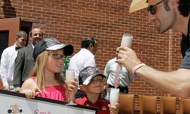 Franchitti Visits Texas on Victory Tour