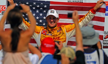 thumbnail for Hunter-Reay seeks another springboard at Milwaukee