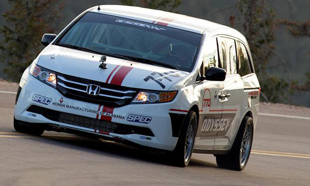 Simon Pagenaud races up Pikes Peak