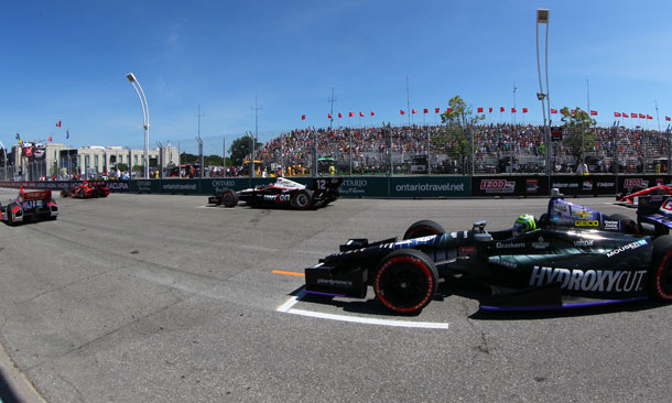 Cars on grid at Toronto