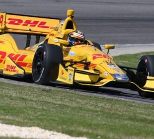 Hunter-Reay sweeps sessions at Barber