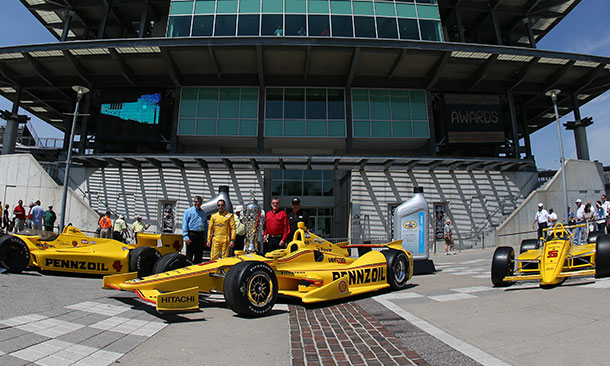 Helio Castroneves unveils Pennzoil livery