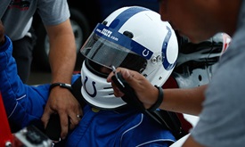 Thumbnail for Carpenter delivers Wayne to Colts training camp