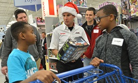 Thumbnail for Power, Castroneves spread the holiday cheer 