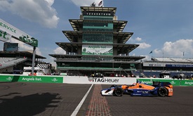 Thumbnail for Drivers make big gains in Indy road course race  