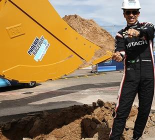 Castroneves digs chance to help start Phoenix facility renovation