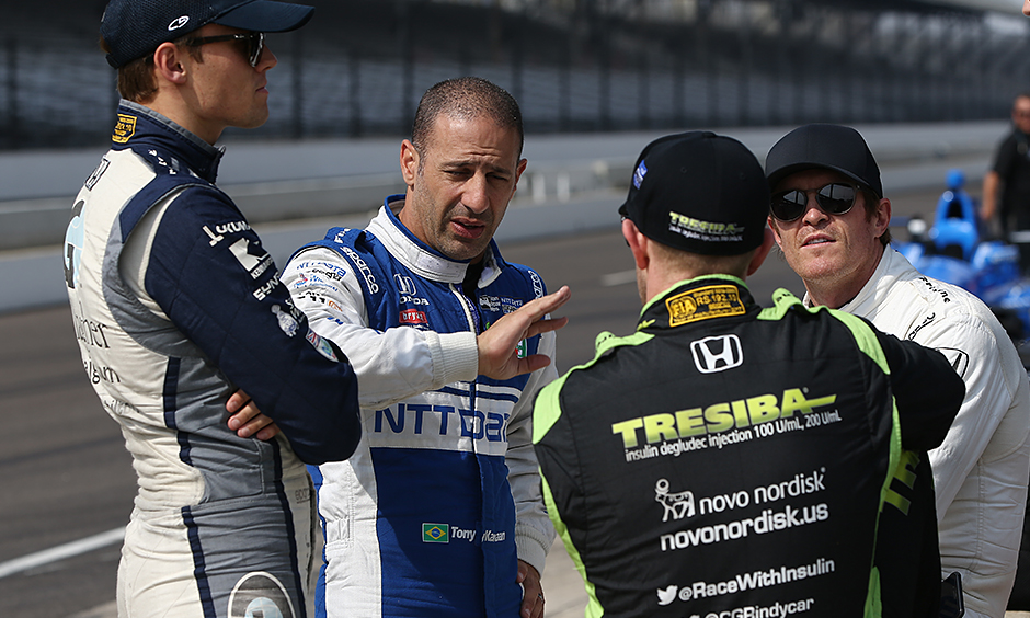 Max Chilton, Tony Kanaan, Charlie Kimball, and Scott Dixon