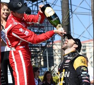 Hinchcliffe victory caps off busy, successful Honda weekend