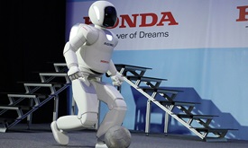 Thumbnail for Notes: Honda’s ASIMO robot named Barber race grand marshal