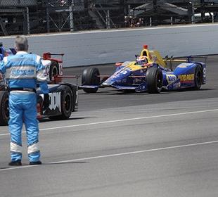 Rossi's 2016 Indy 500 journey: Taking the risky fuel gamble