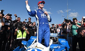 Thumbnail for Newgarden conquers Mid-Ohio, takes over points lead