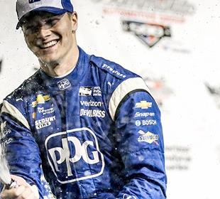 Bold Newgarden forces way to Gateway victory