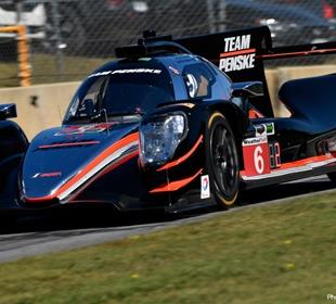 Castroneves puts Team Penske entry on Petit Le Mans pole