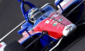 Thumbnail for Veteran Kanaan leads final practice before 102nd Indianapolis 500