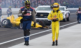 Thumbnail for Castroneves lobbies for another chance after crashing out of Indy 500