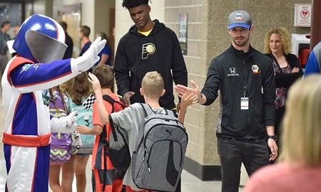 thumbnail for Rossi helps welcome students back to Indianapolis-area school