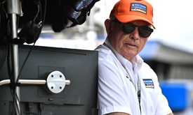 Thumbnail for Making good from bad could propel Dixon to fifth title