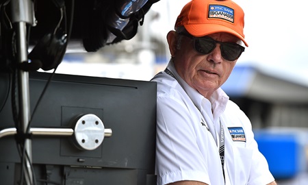 thumbnail for Making good from bad could propel Dixon to fifth title