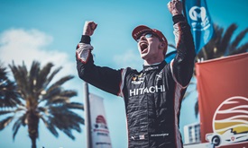 Thumbnail for Newgarden's middle maneuver leads to St. Pete victory in end