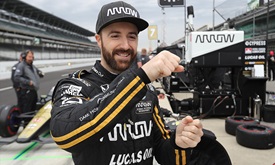 Thumbnail for Notes: Hinchcliffe puts hammer down for first foundation fundraiser