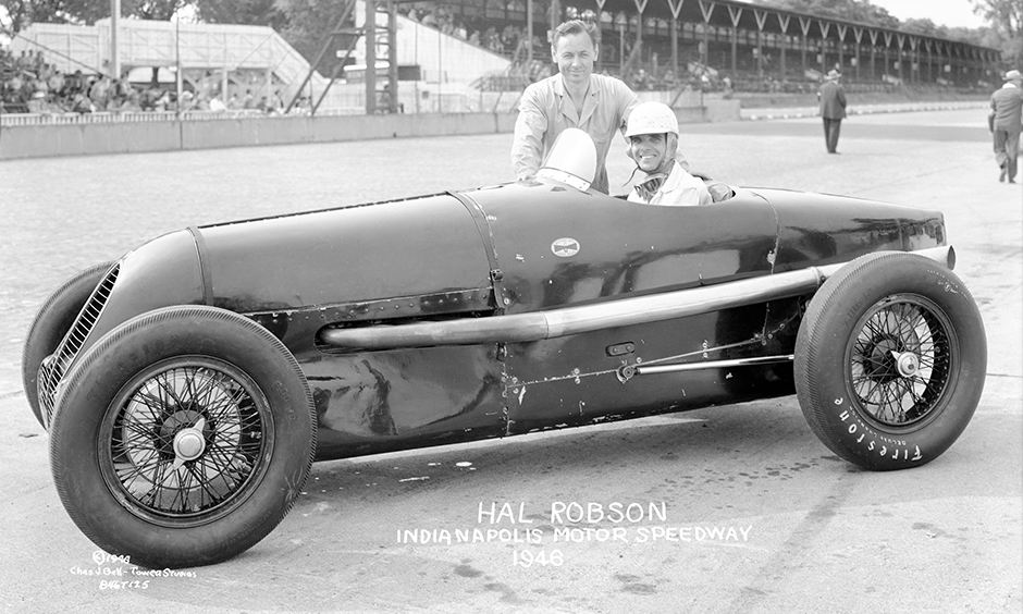 Indianapolis White Racer with Black Seat