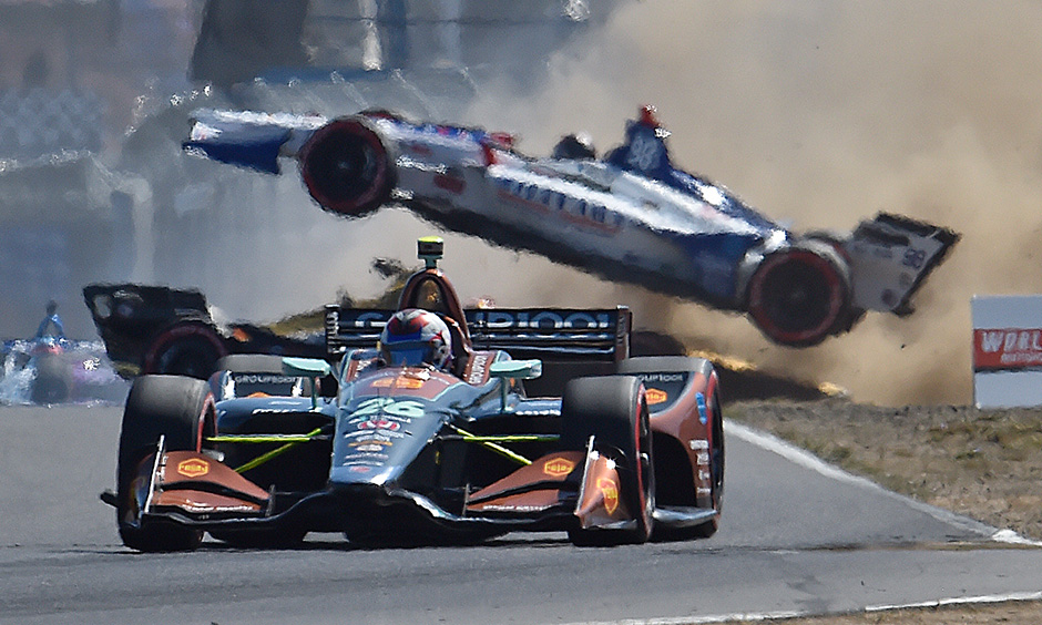 Marco Andretti and Zach Veach (26) at Portland International Raceway in 2018