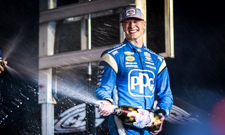 thumbnail for Newgarden (Again) Wins Late at WWTR
