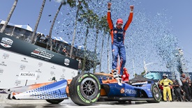 Thumbnail for Dixon Among New Members of Long Beach Walk of Fame