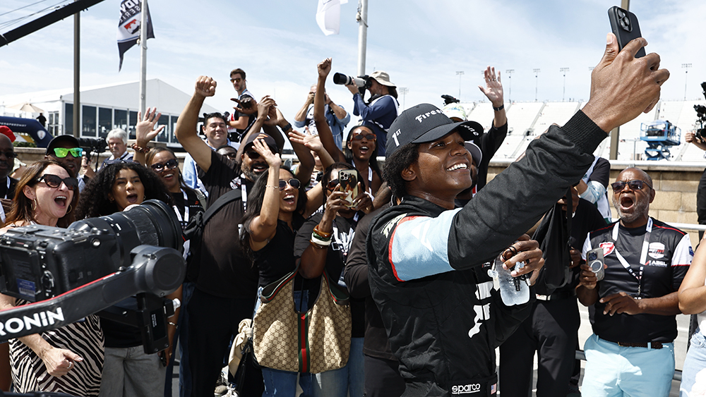 Myles Rowe Charges From Deep in Pack To Win at Nashville