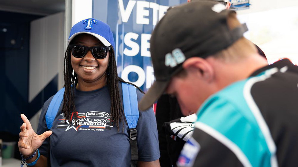 Java House Grand Prix of Arlington fan