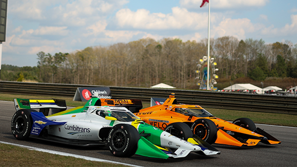 INDYCAR on track