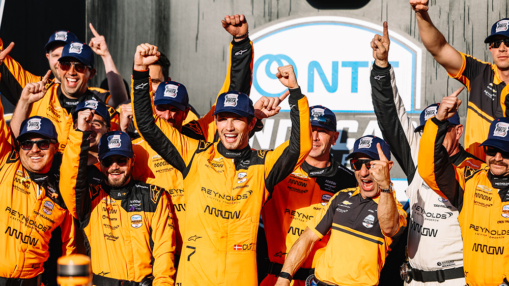 Christian Lundgaard and Arrow McLaren team