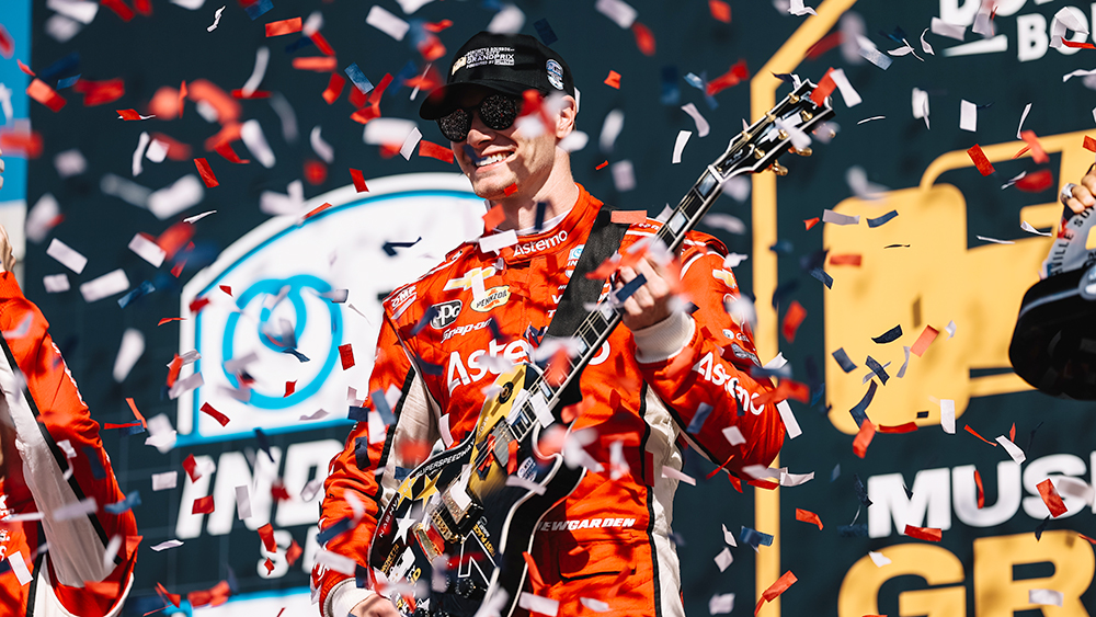 Longer Race Could Change Strategies Sunday on Nashville Oval