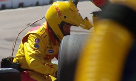Thumbnail for Andretti Autosport Over the Wall: Outside front tire changer