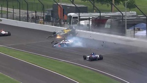 Multiple Contenders Crash in Indy 500 Practice